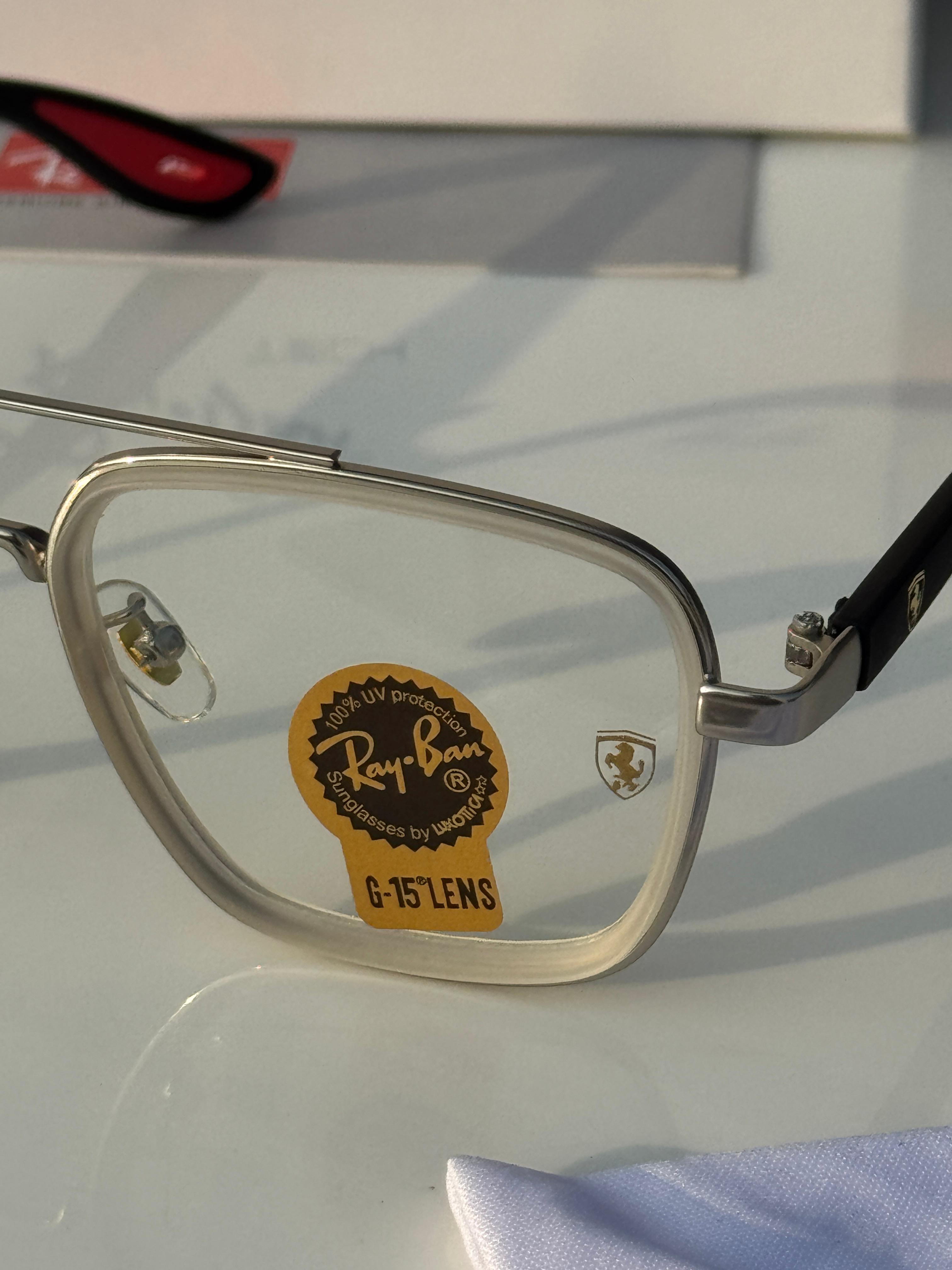 RB 06 silver white plano